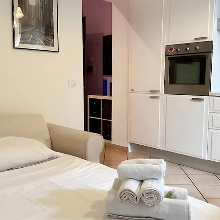 Apartment Centocelle Charm Easy Metro To Sights
