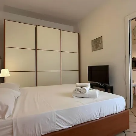 Apartment Centocelle Charm Easy Metro To Sights Rome